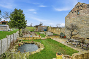 Gardens- click for photo gallery